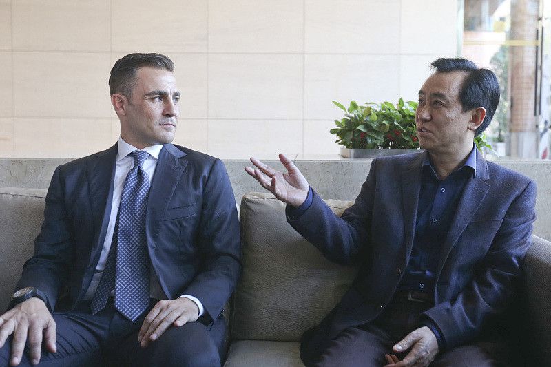 可巅峰时期的体重，却飙到了一百六。